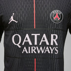 PARIS SAINT-GERMAIN QUATRIÈME MAILLOT 2025/26